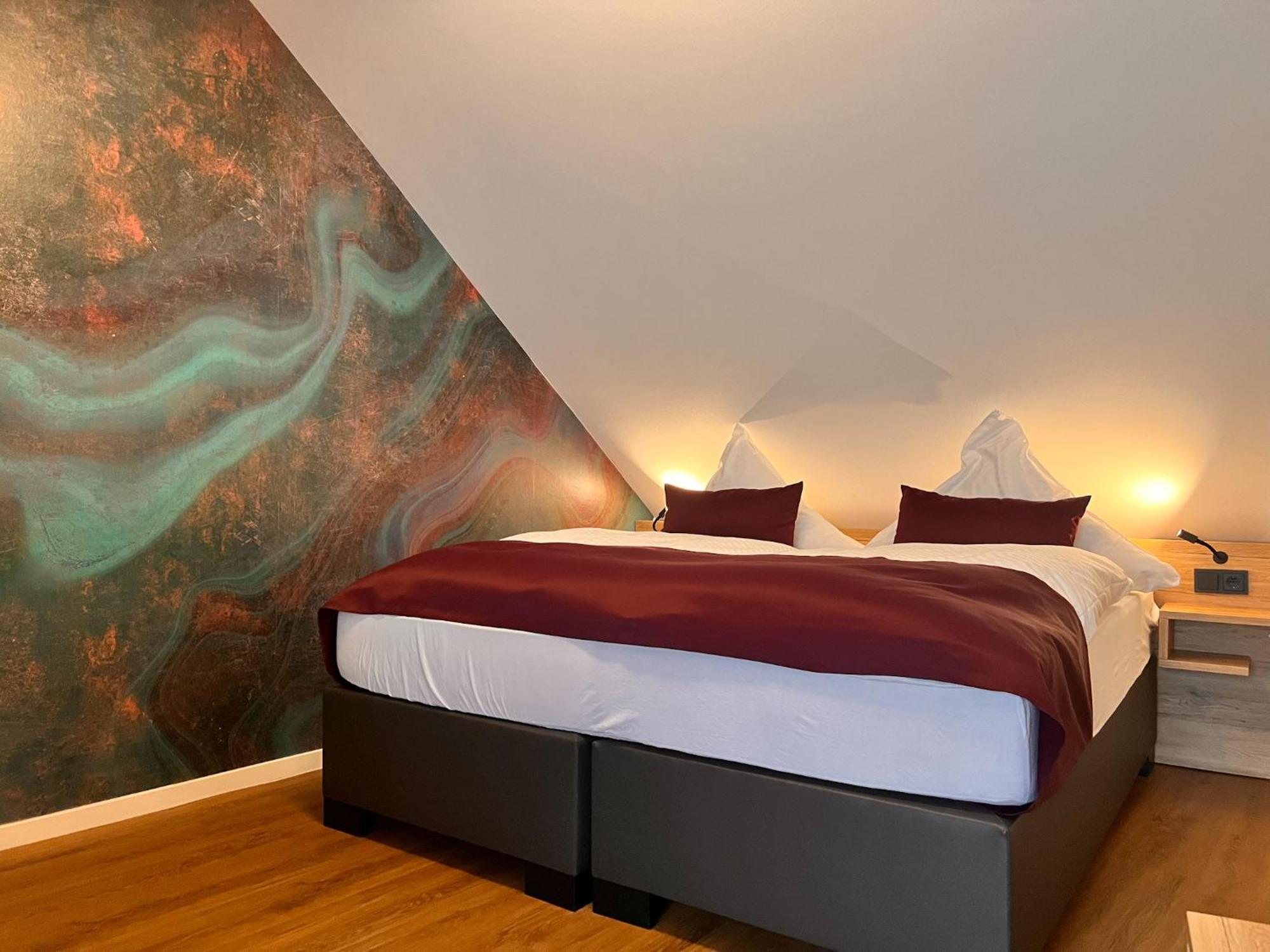 Hotel Restaurant Wolfsschlucht Gmbh Bad Muenstereifel Kamer foto